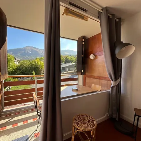 Apartment Renove T3 Proche Pistes, 8-10 Pers Enchastrayes
